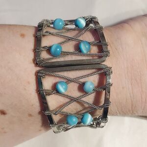 VTG Metal Wire Turquoise Beads Cuff Bracelet